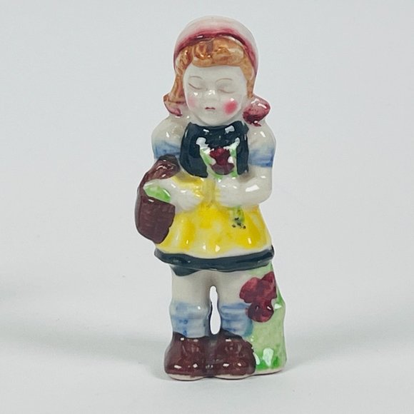 Vintage Lot of 5 Figurines Blue White Dutch Boy  & More Japan - Picture 5 of 7